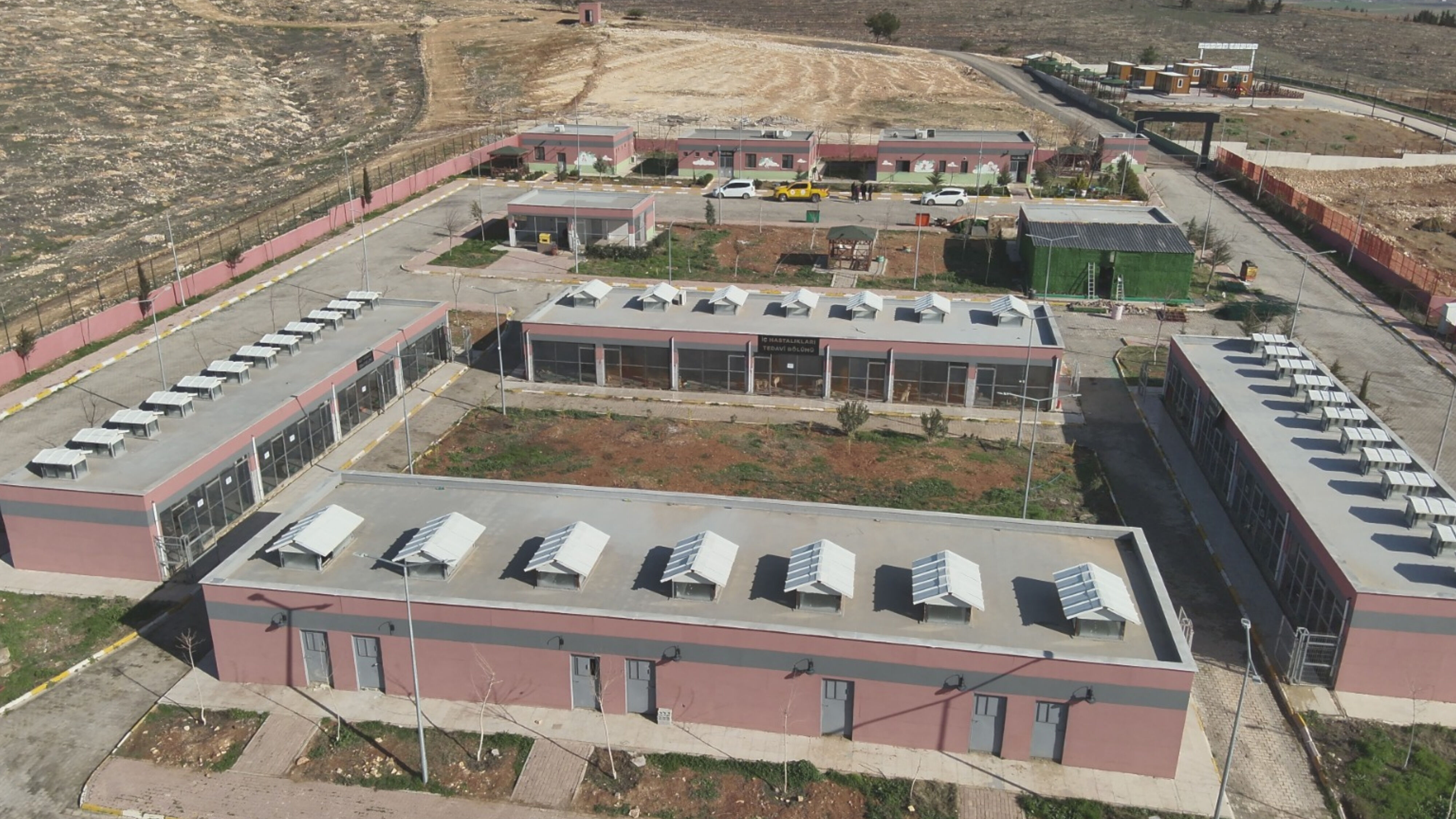 Şanlıurfa’da Sokaklar Boşaldı! Vali Şıldak Hedefe Ulaşıldığını Duyurdu (2)