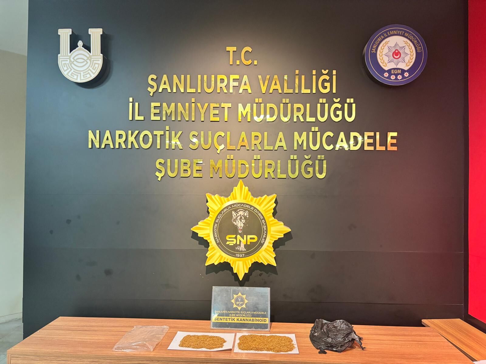 Uyuşturucu 1-4