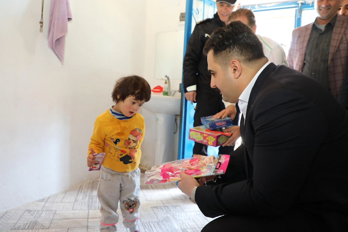 Viranşehir Kaymakamı Kemal Ülkü Önce Dinledi, Ardından Talimat Verdi (7)