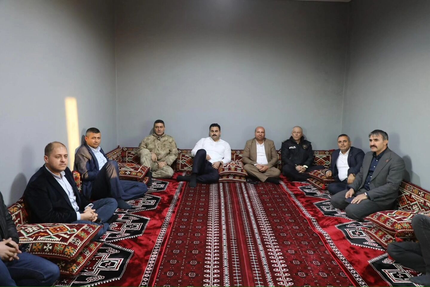 Viranşehir Kaymakamı Kemal Ülkü Önce Dinledi, Ardından Talimat Verdi (9)