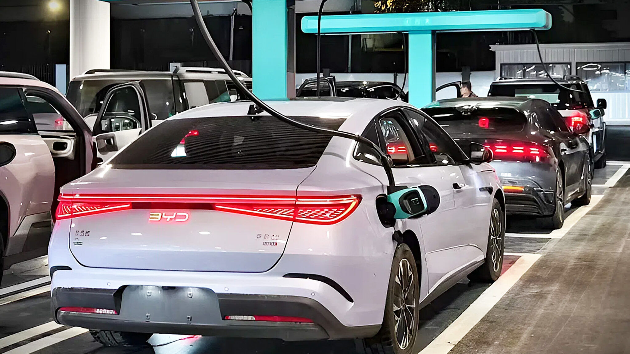 Byd Blade Batarya Ile 9 Dakikada Şarj Dönemi Başlıyor (2)