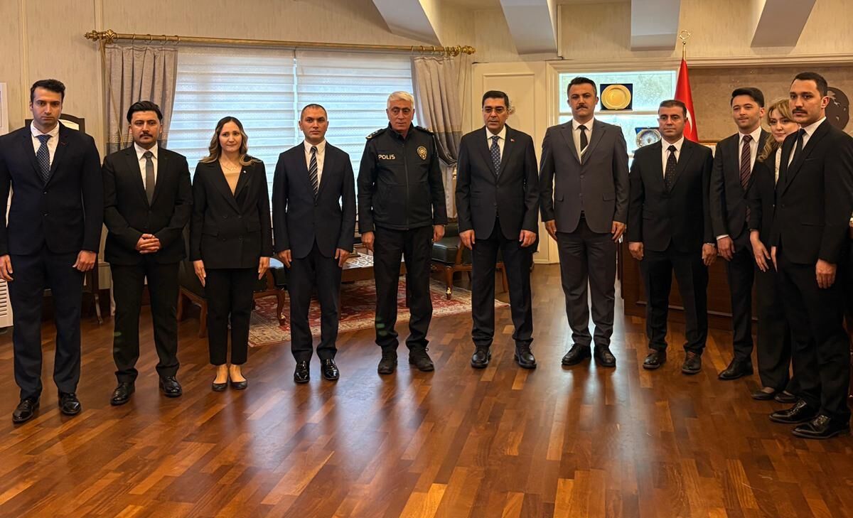 Şanlıurfa İl Emniyet Müdürlüğünde Bayramlaşma Programı Düzenlendi (1)