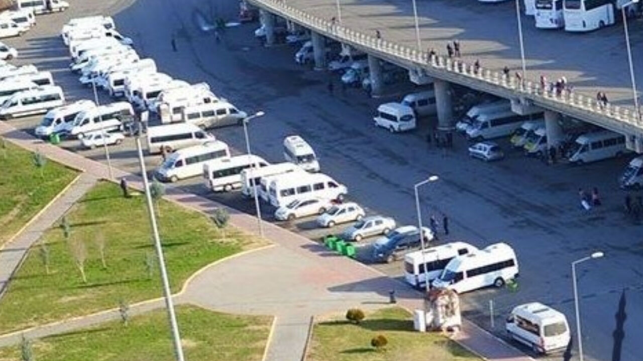 Şanlıurfa Viranşehir Arası Sefer Yapan Minibüslere Gelen Zam, Kooperatifin Talebi Üzerine Geri Çekildi (2)