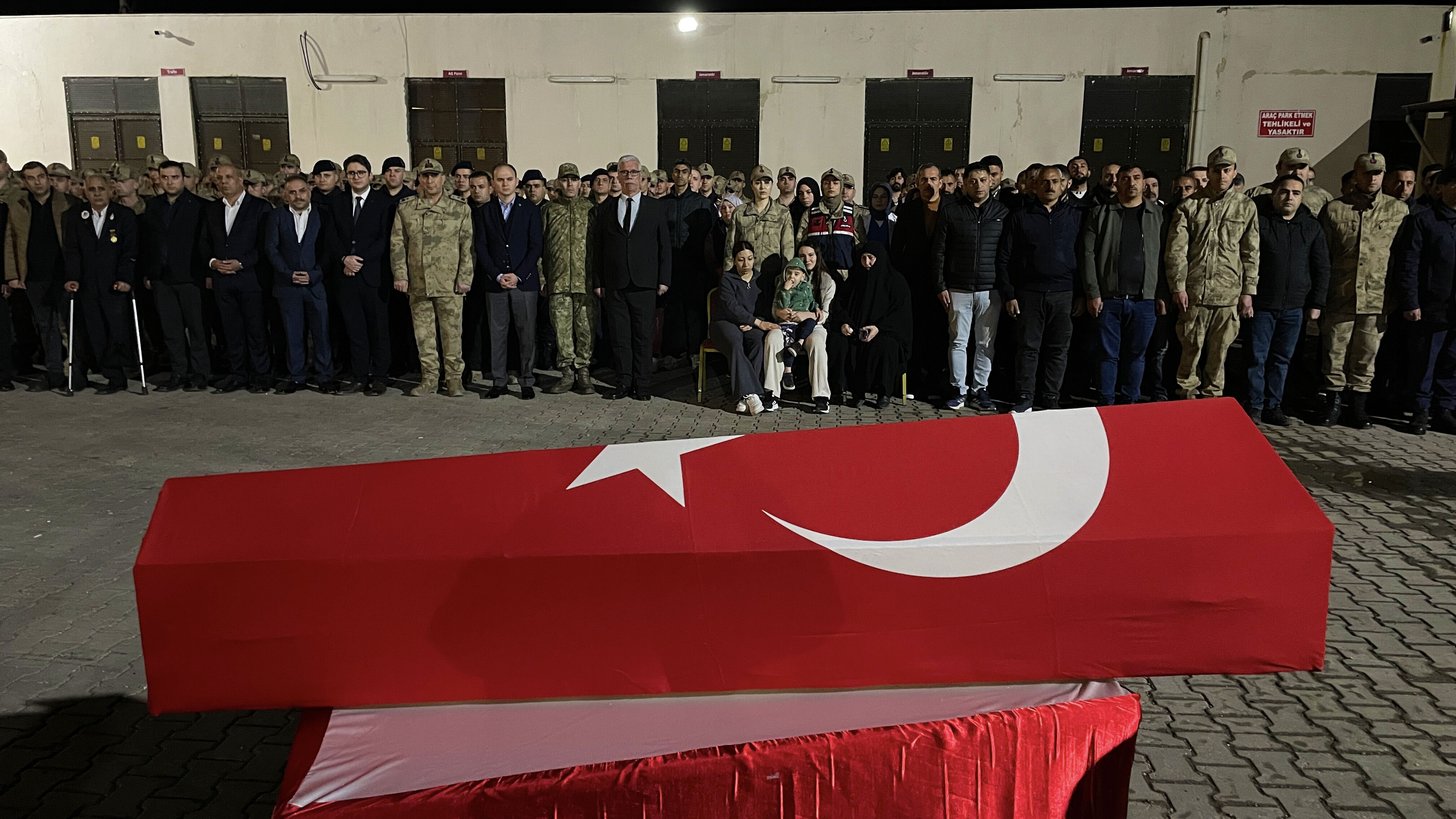 Şanlıurfa’da Ölen Mehmet Yıldız’ın Cenazesi Memleketi Afyonkarahisar’a Gönderildi (2)