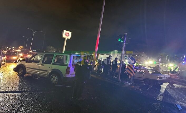 Şanlıurfa’daki Feci Kazada Yaralıların İmdadına Umke Yetişti (2)-1
