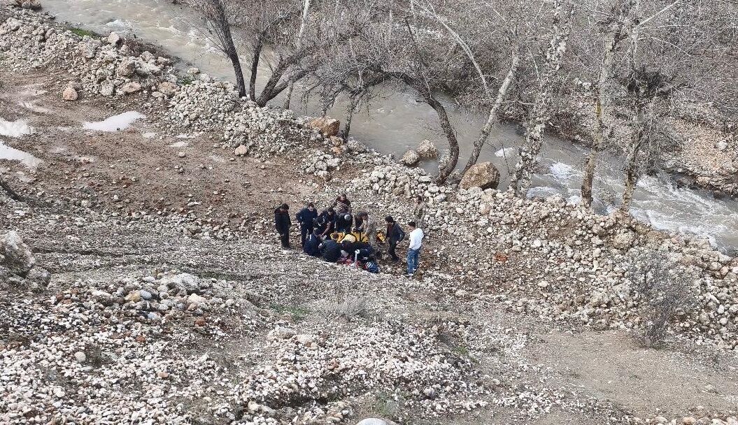 Şanlıurfa’dan Bayram Ziyaretine Giden Aile Kaza Yaptı (1)