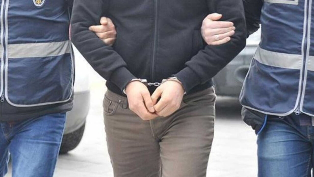 Şanlıurfalı Tiktok Fenomeni Gözaltına Alındı! (2)