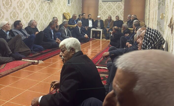 Şanlıurfa’nın Hilvan İlçesinde Husumetli Aileler Barıştırıldı (4)