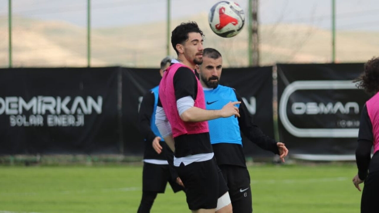 Şanlıurfaspor Anıl Gözütok (1)