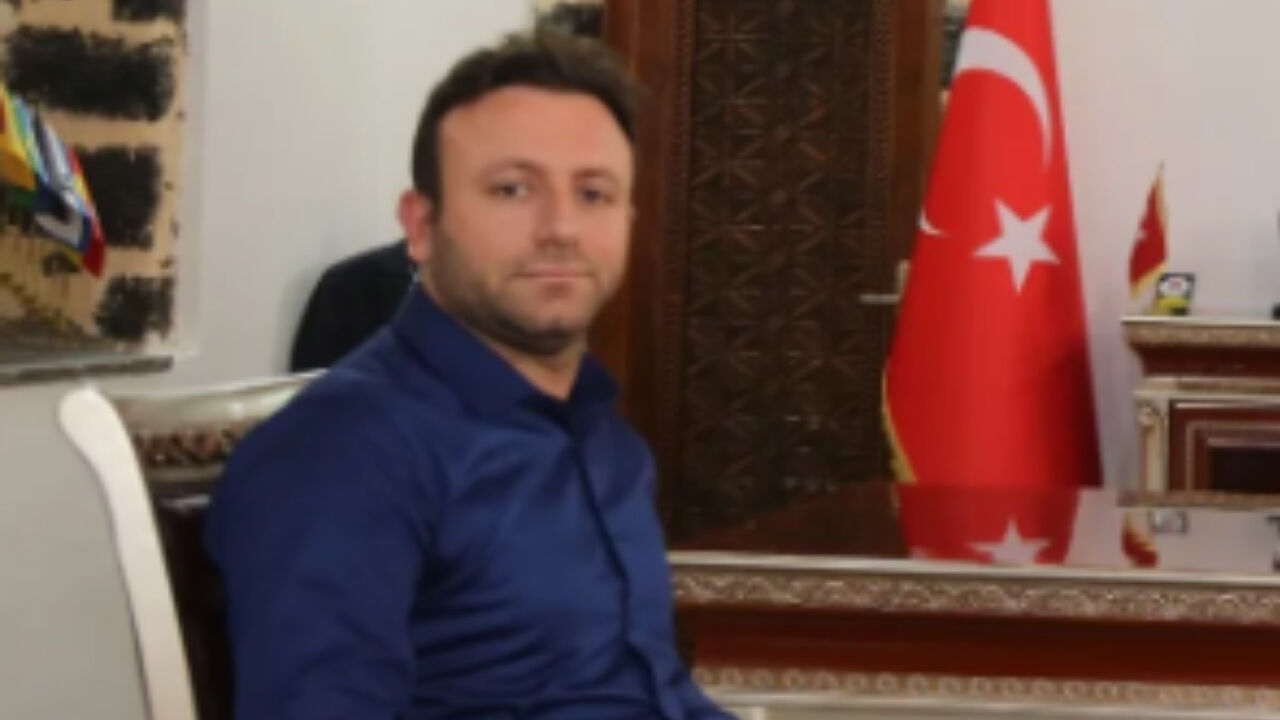 Siverek Sosyal Ve Yardım Vakfı Enver Akçiçek (2)