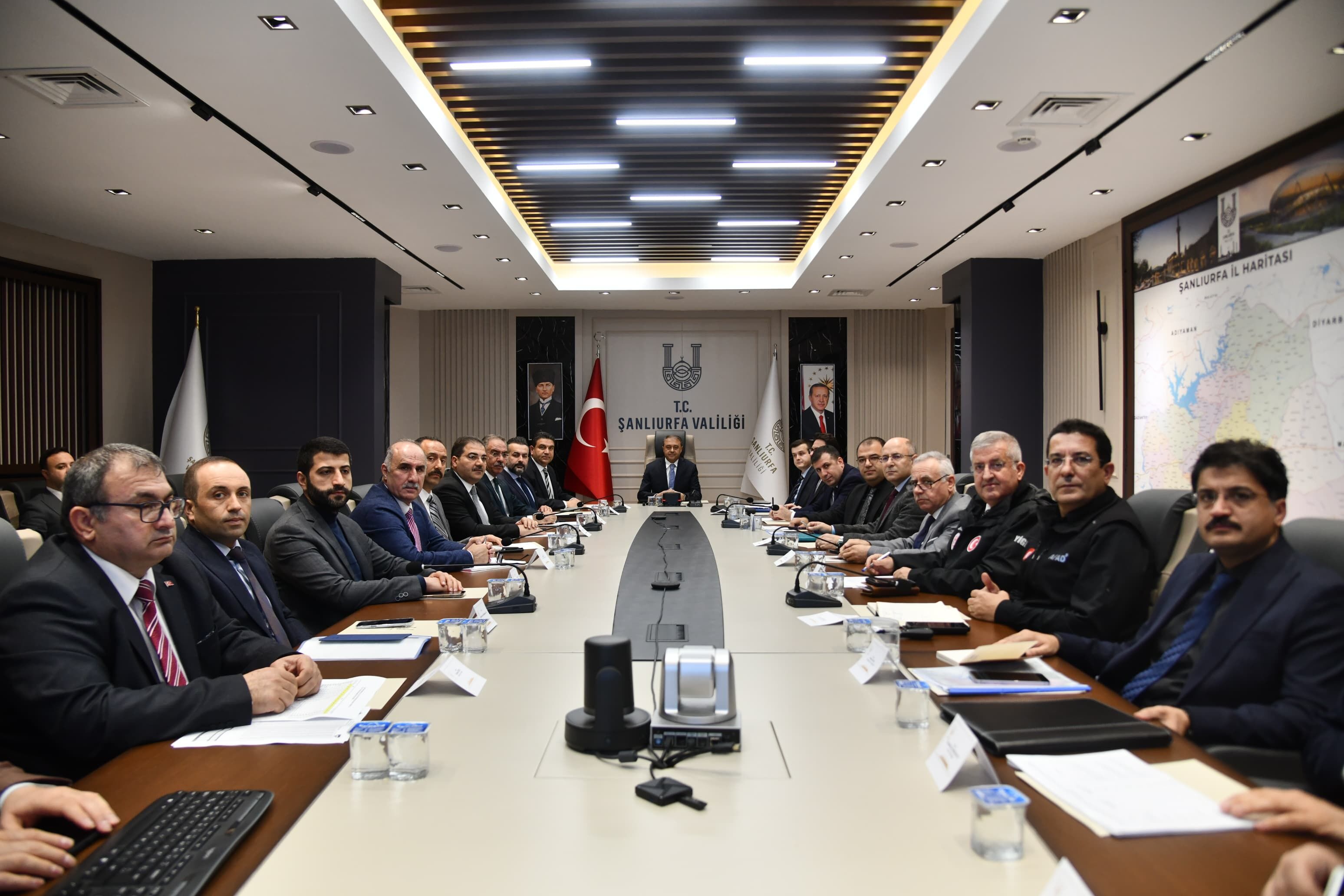 Vali Toplantı-2