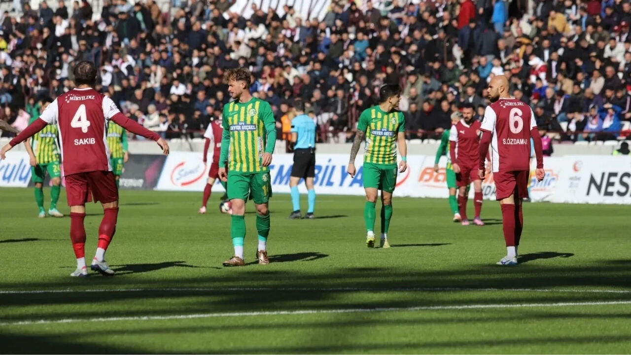 1. Lig’e Çıkacak İkinci Takım Elazığspor Mu Olacak (2)