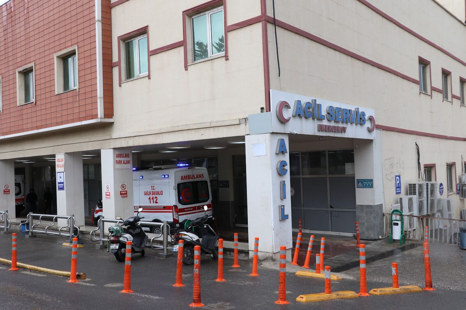 Acil8