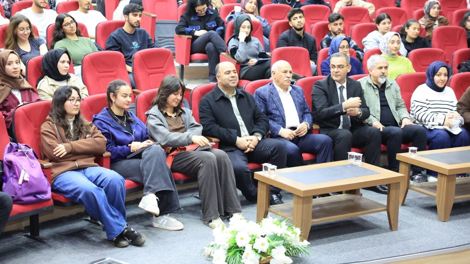 Başkan Ni̇hat Çi̇ftçi̇ Gençleri̇mi̇z Geleceği̇mi̇zdi̇r (6)