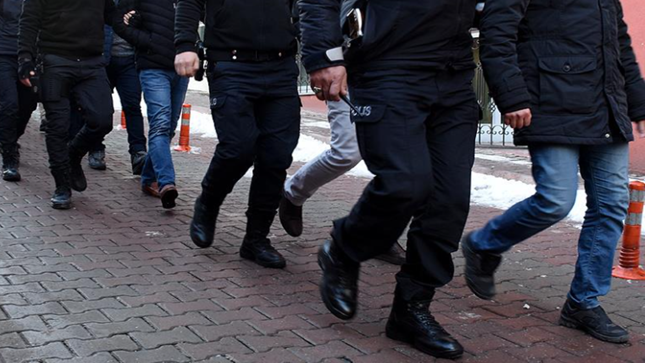 Şanlıurfa’da Yapay Zeka ile Fotoğraf Değiştirdiler: Çok Sayıda Tutuklama