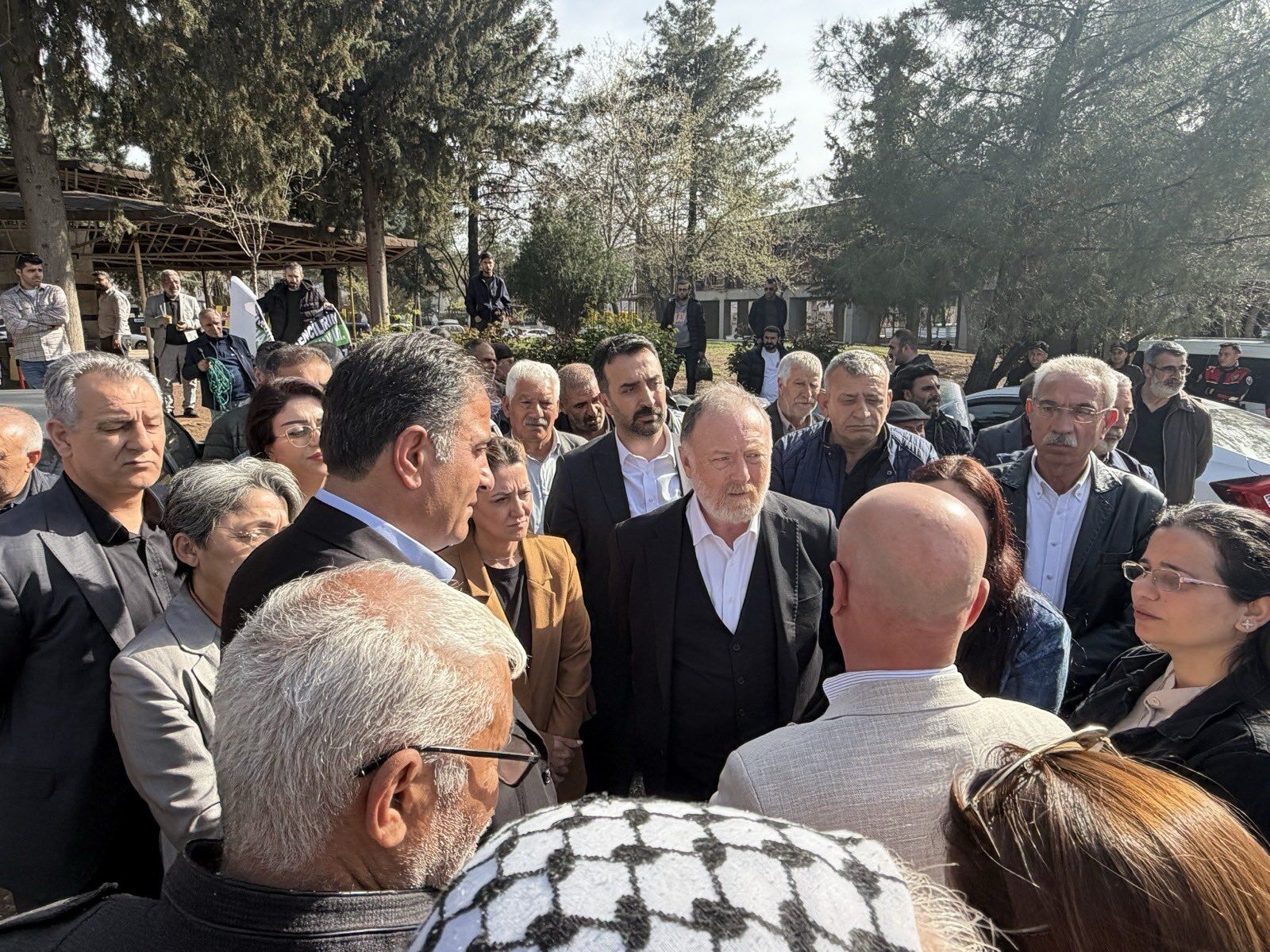 Dem Parti Grup Başkanvekili Temelli'den Okul Saldırılarına Ilişkin Açıklama (2)
