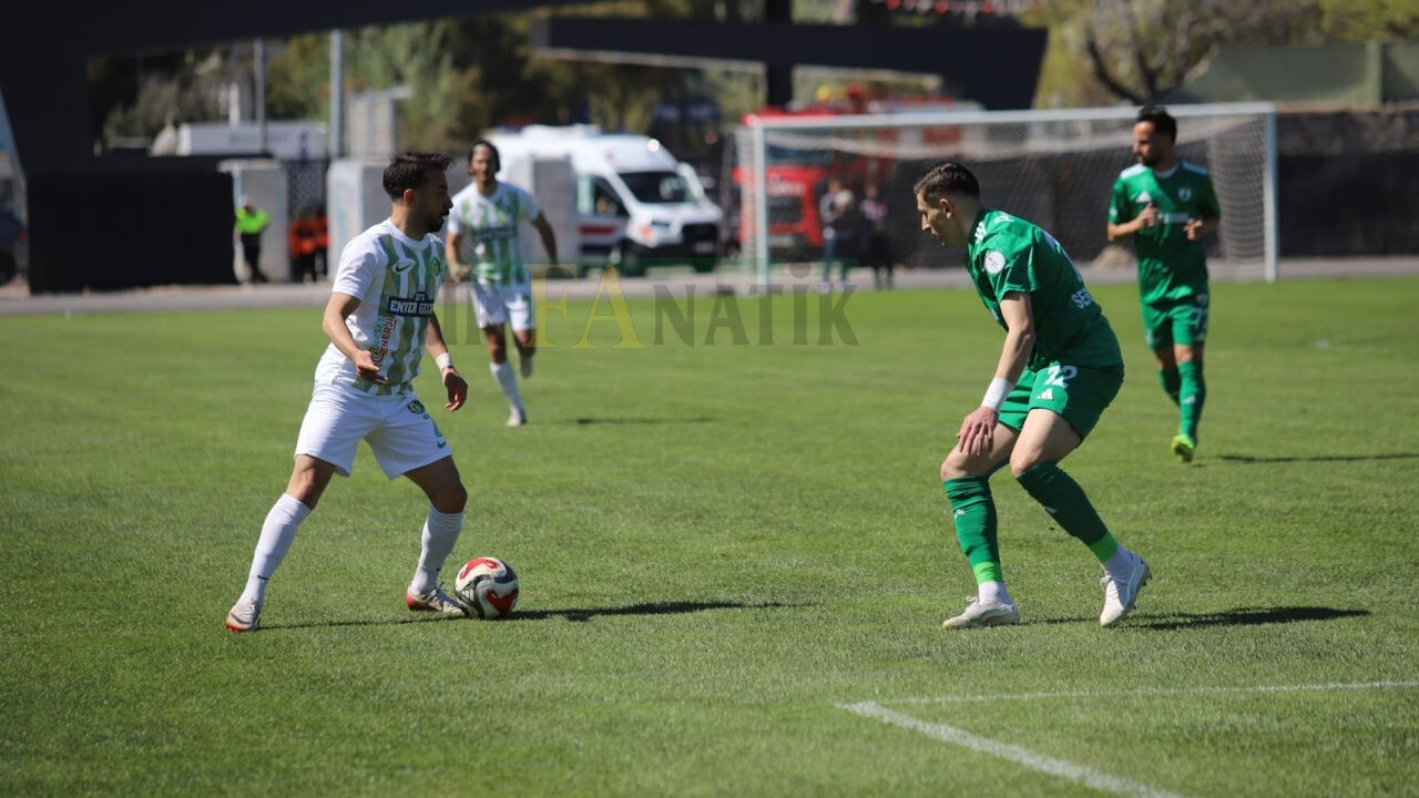 Kızılkaya Tarım Şanlıurfaspor, Deplasmanda Muğlaspor Ile Golsüz Berabere Kaldı (4)