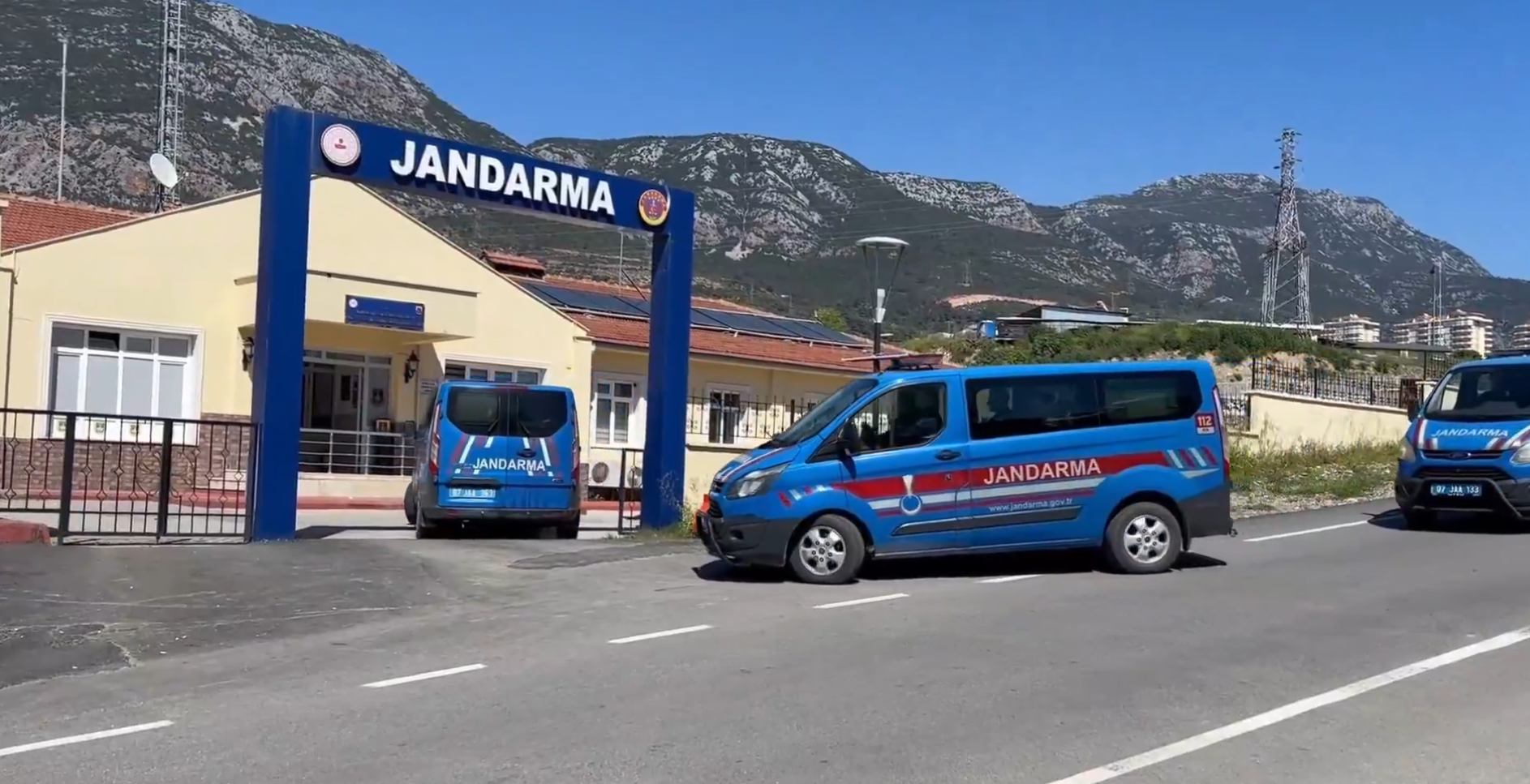 Madde Bağımlılarına İlaç Sattılar 1’I Doktor 6 Şüpheli Yakalandı (2)