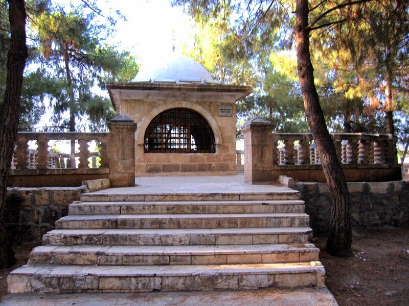 Rahime Hatun Türbesi 2-1