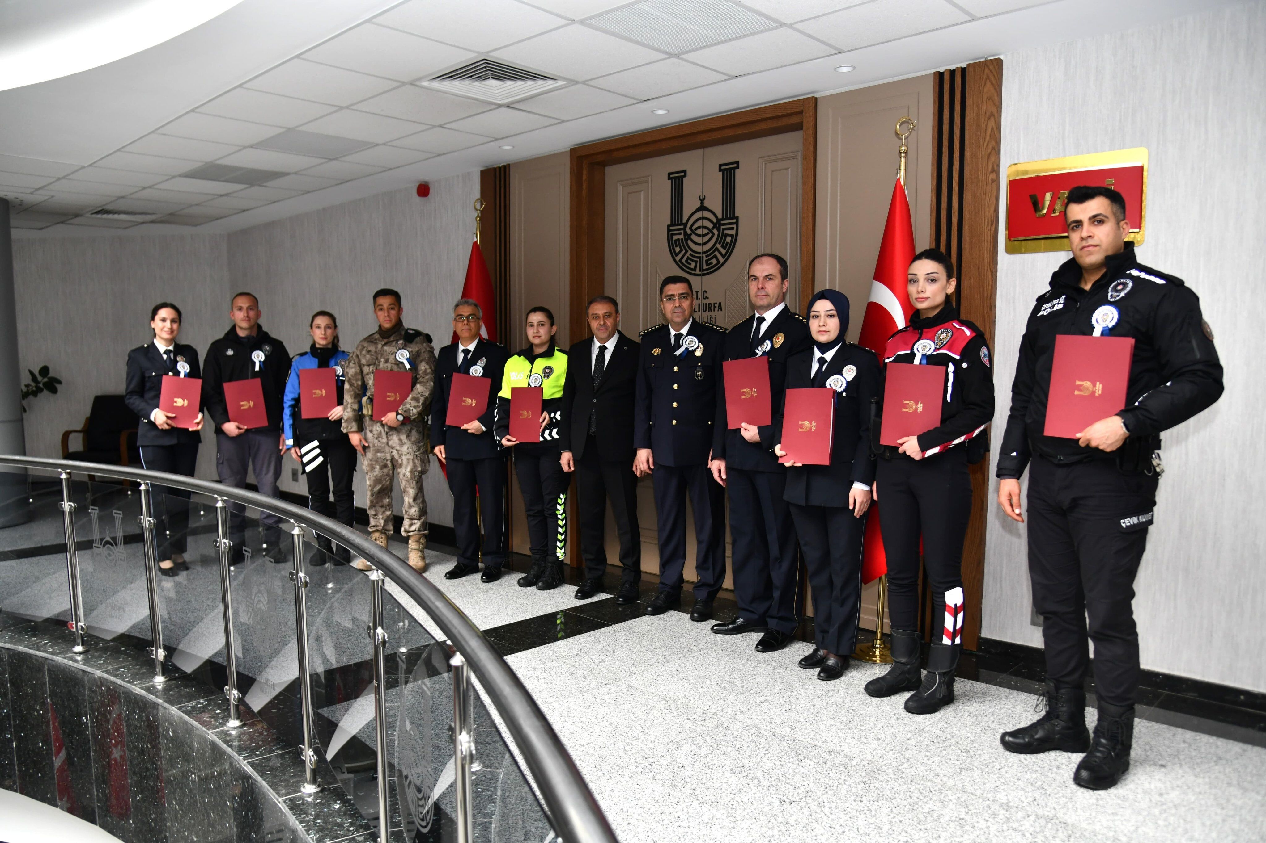 Şanlıurfa Valisi Hasan Şıldak, Polis Haftası’nda Emniyet Mensuplarını Ağırladı (4)