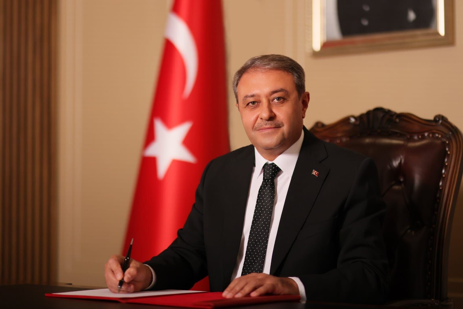 Vali̇ Hasan Şildak