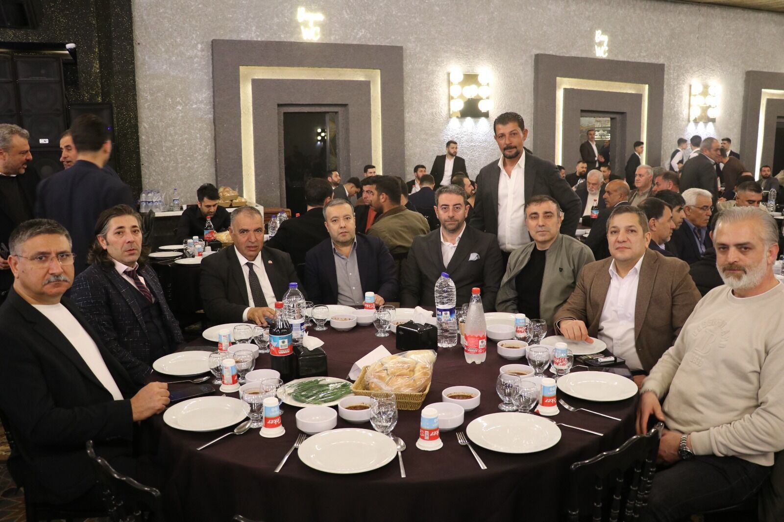 Şanlıurfa’da Bozan Enmek ve Seda Büyük Çifti Hayatlarını Birleştirdi-4