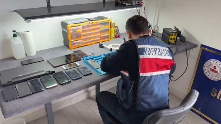 Yasa Dışı Bahis Çetesi Çökertildi Milyonlarca Liralık Vurgun Son Anda Önlendi (2)