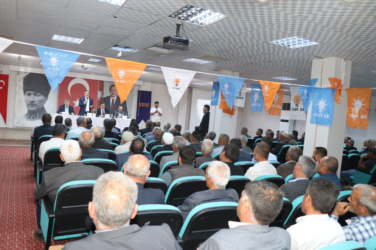 Ak Parti Şanlıurfa’da Yeni Dönem Yol Haritasını Belirledi, (3)