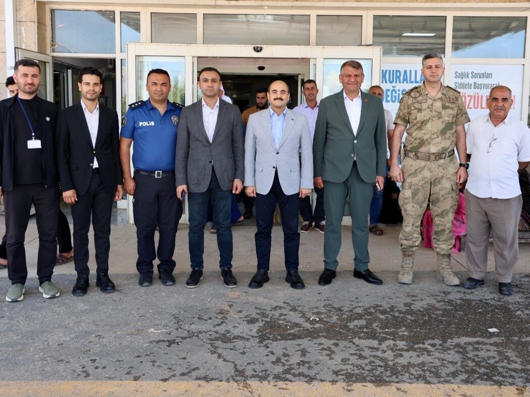 Akçakale’de İlçe Protokolünün Katılımıyla Bayramlaşma Töreni Düzenlendi (6)