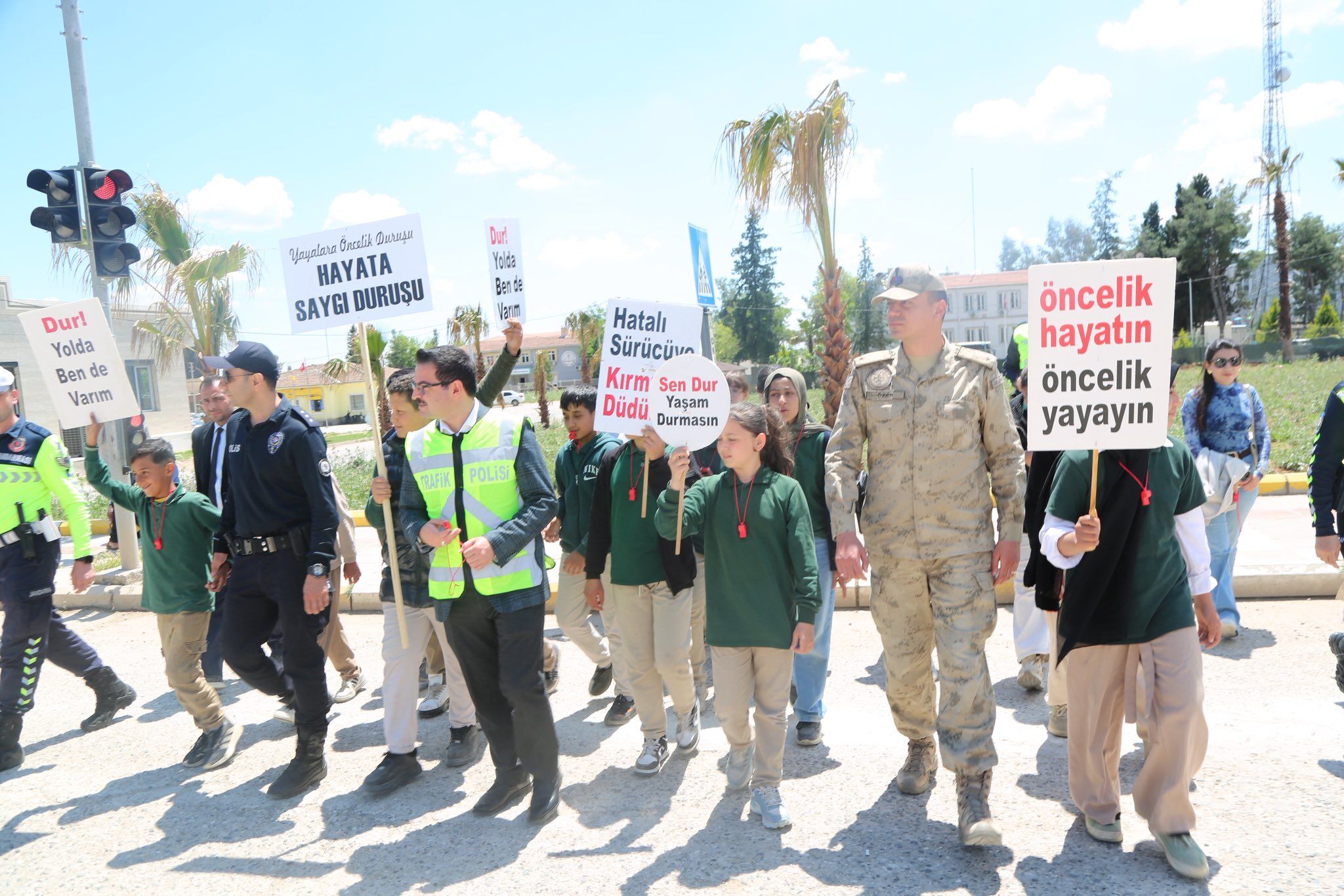 Harran'da Öğrencilere Trafik Eğitimi Verildi