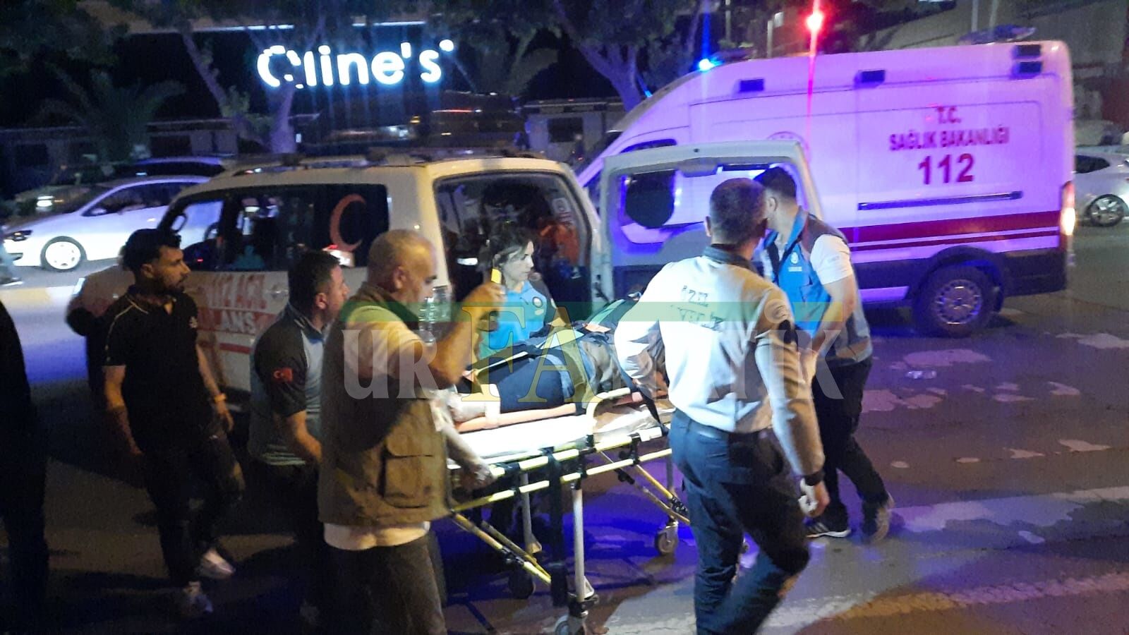 Karaköprü'de Iki Motosiklet Çarpıştı 4 Kişi Yaralandı (2)