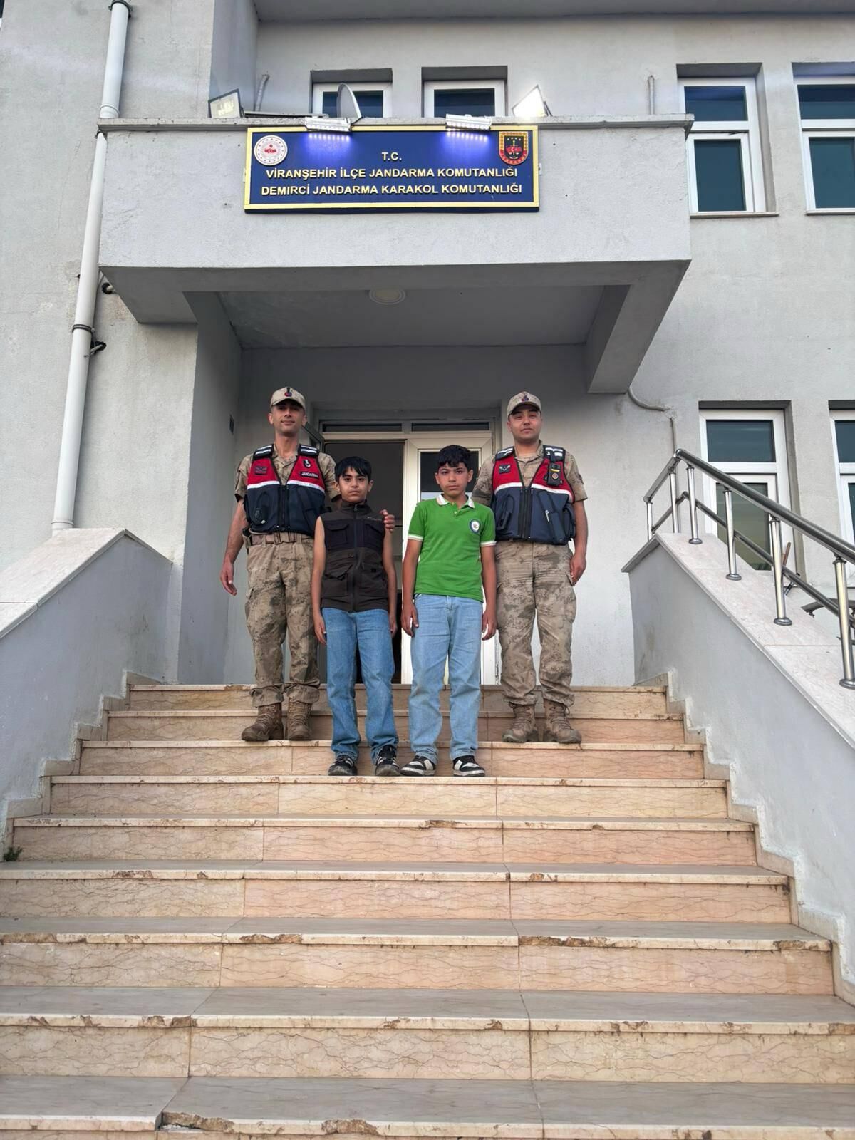 Kayıp Olarak Aranan İki Çocuk Jandarma Tarafından Bulundu
