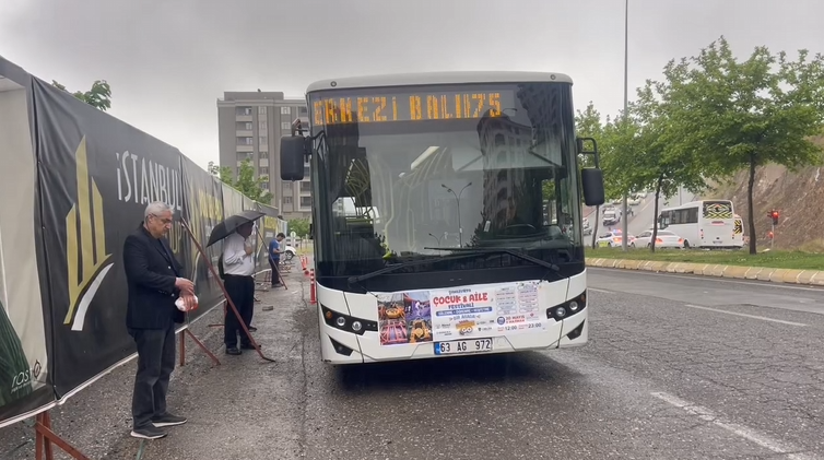Sağanak Yağişlar Şanliurfa’da Etki̇li̇ Oldu