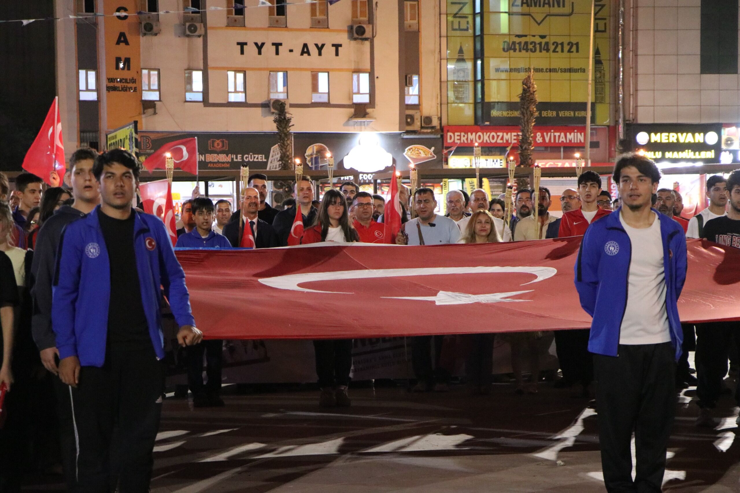 Şanlıurfa’da “Fener Alayı” Yürüyüşü Gerçekleşti (3)