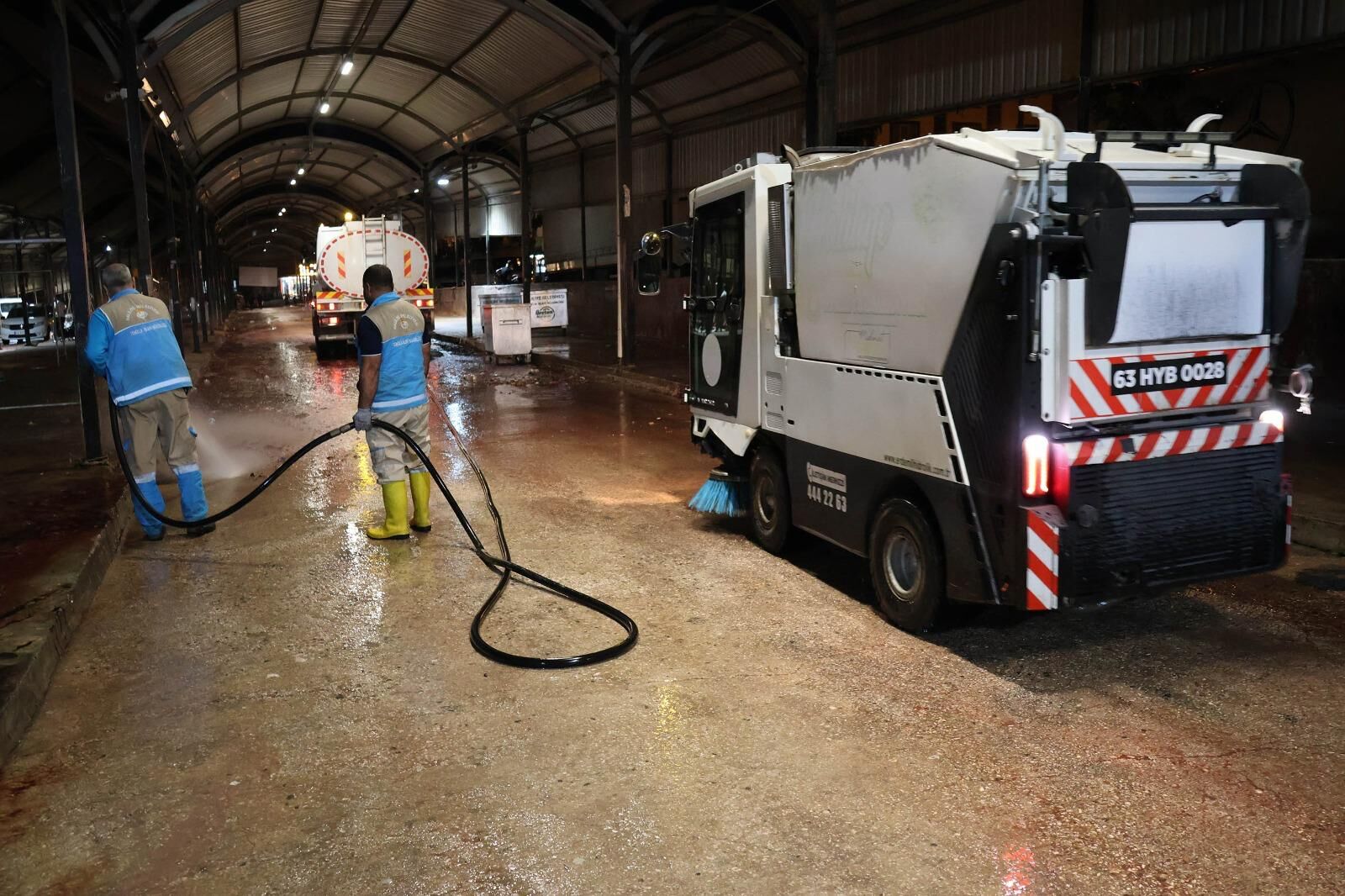 Şanlıurfa’da Kurban Kesim Yerleri Tek Tek Dezenfekte Ediliyor (6)