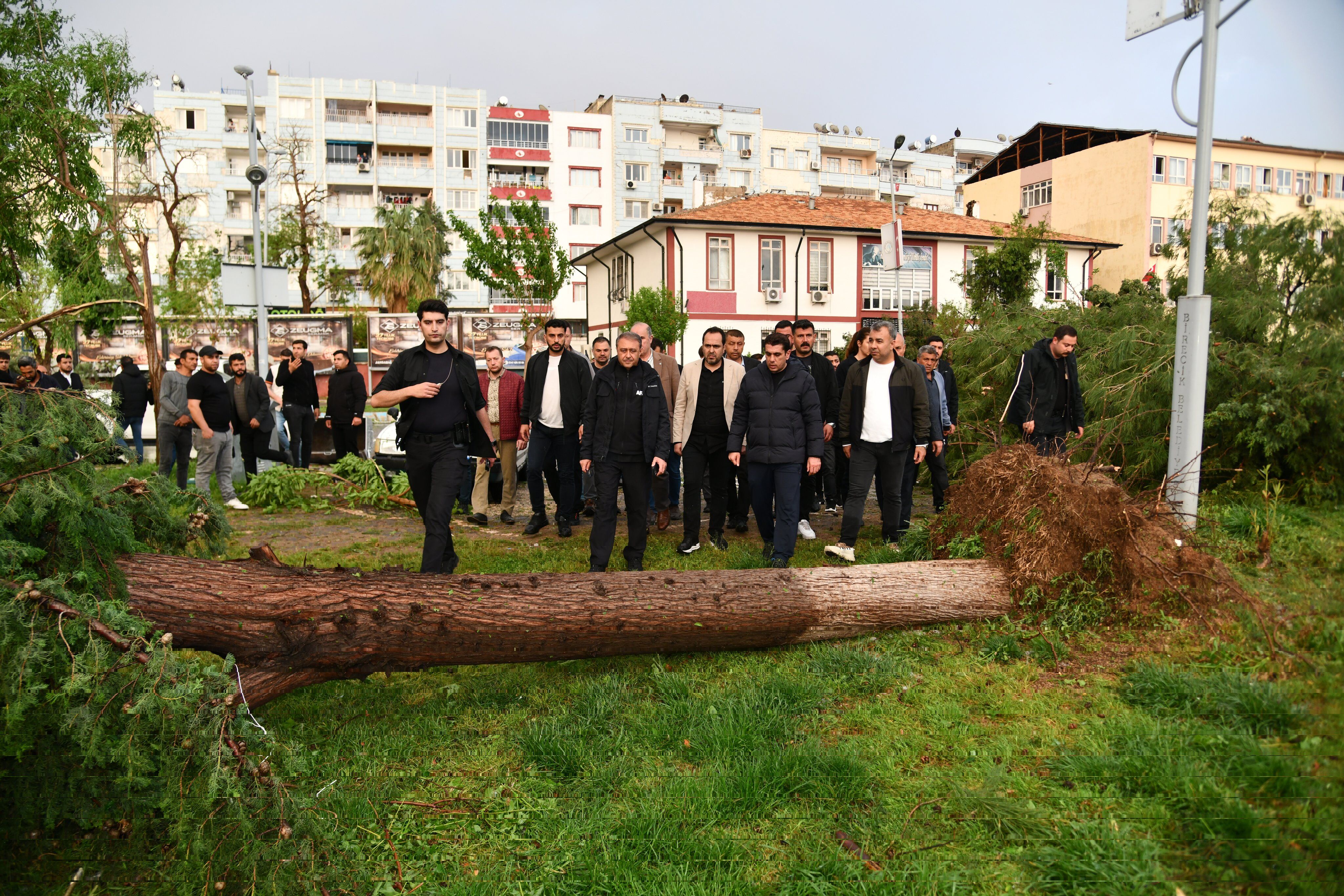 Şanlıurfa'da Sağanak Ve Fırtına Sonucu 1 Kişi Hayatını Kaybetti (2)