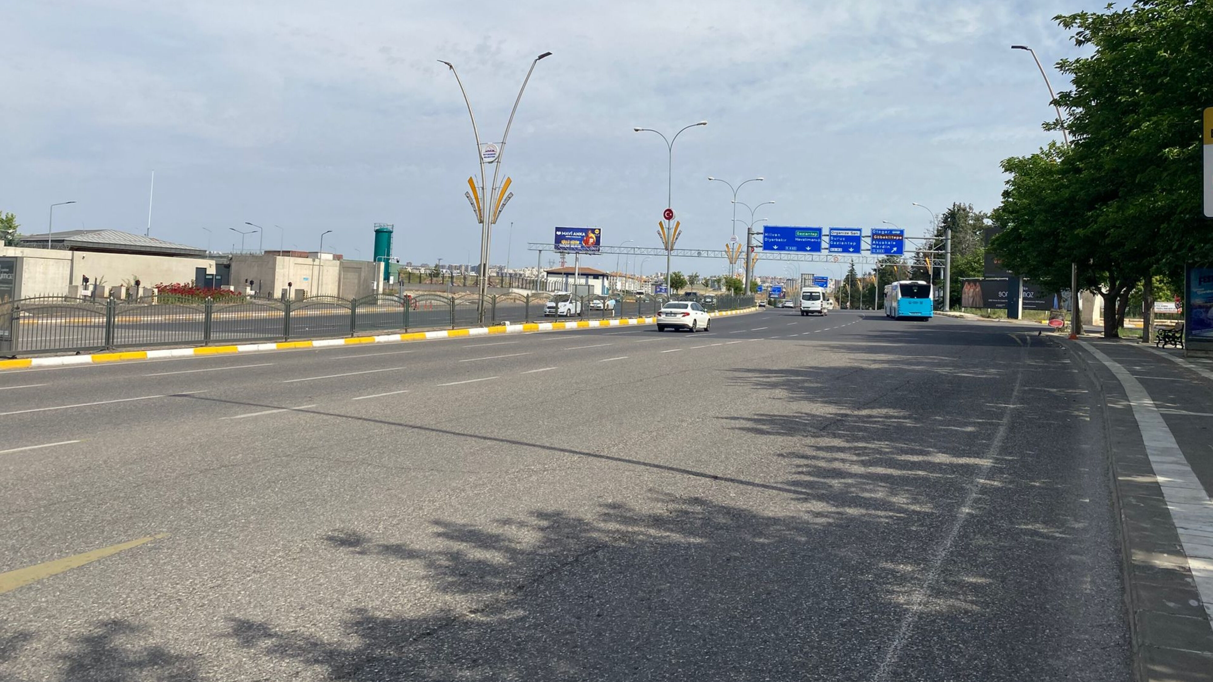 Şanlıurfa'da Sokaklar Boş Kaldı (2)