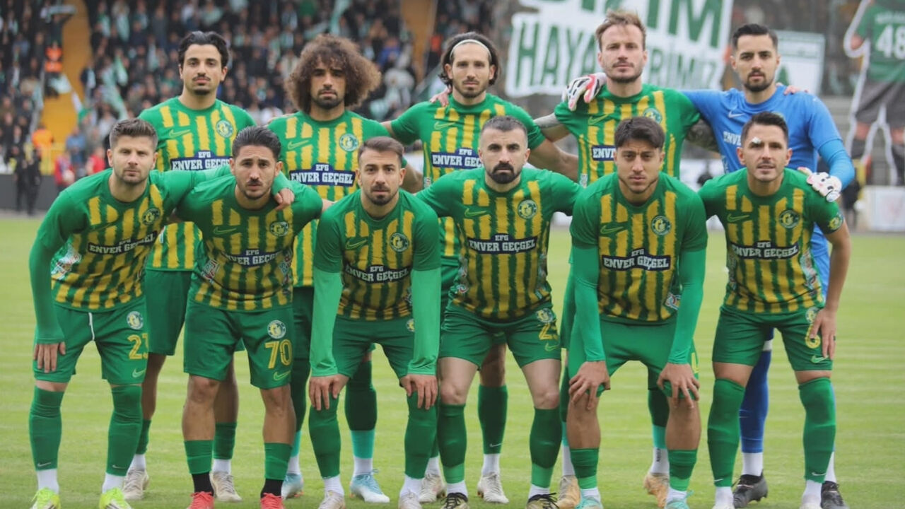 Şanlıurfaspor’un Savunmadaki Bel Kemiği Takımdan Ayrıldı! (2)