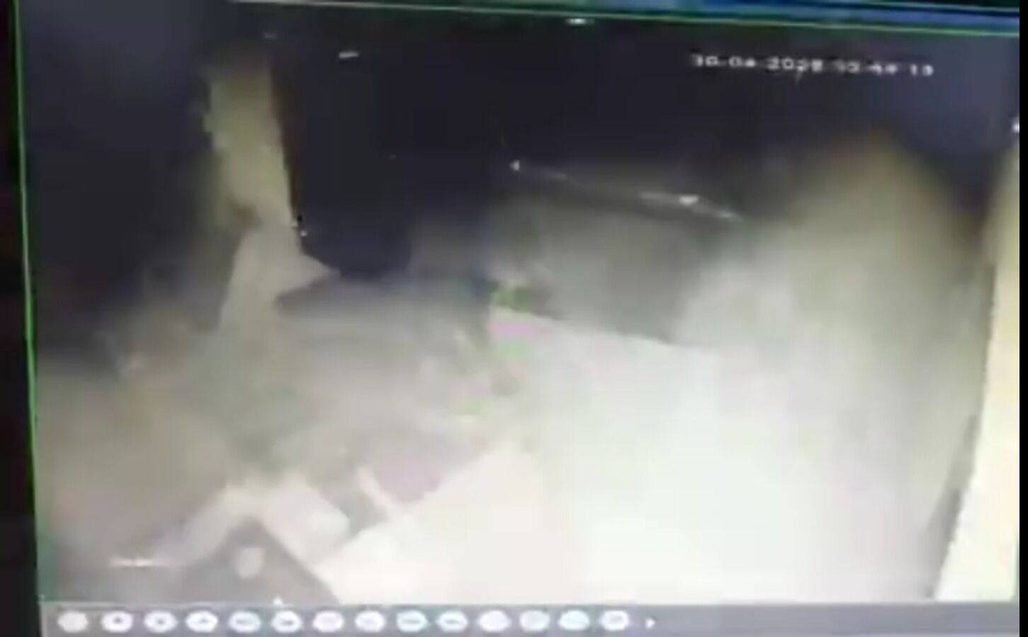 Sitenin Tavanı Çöktü