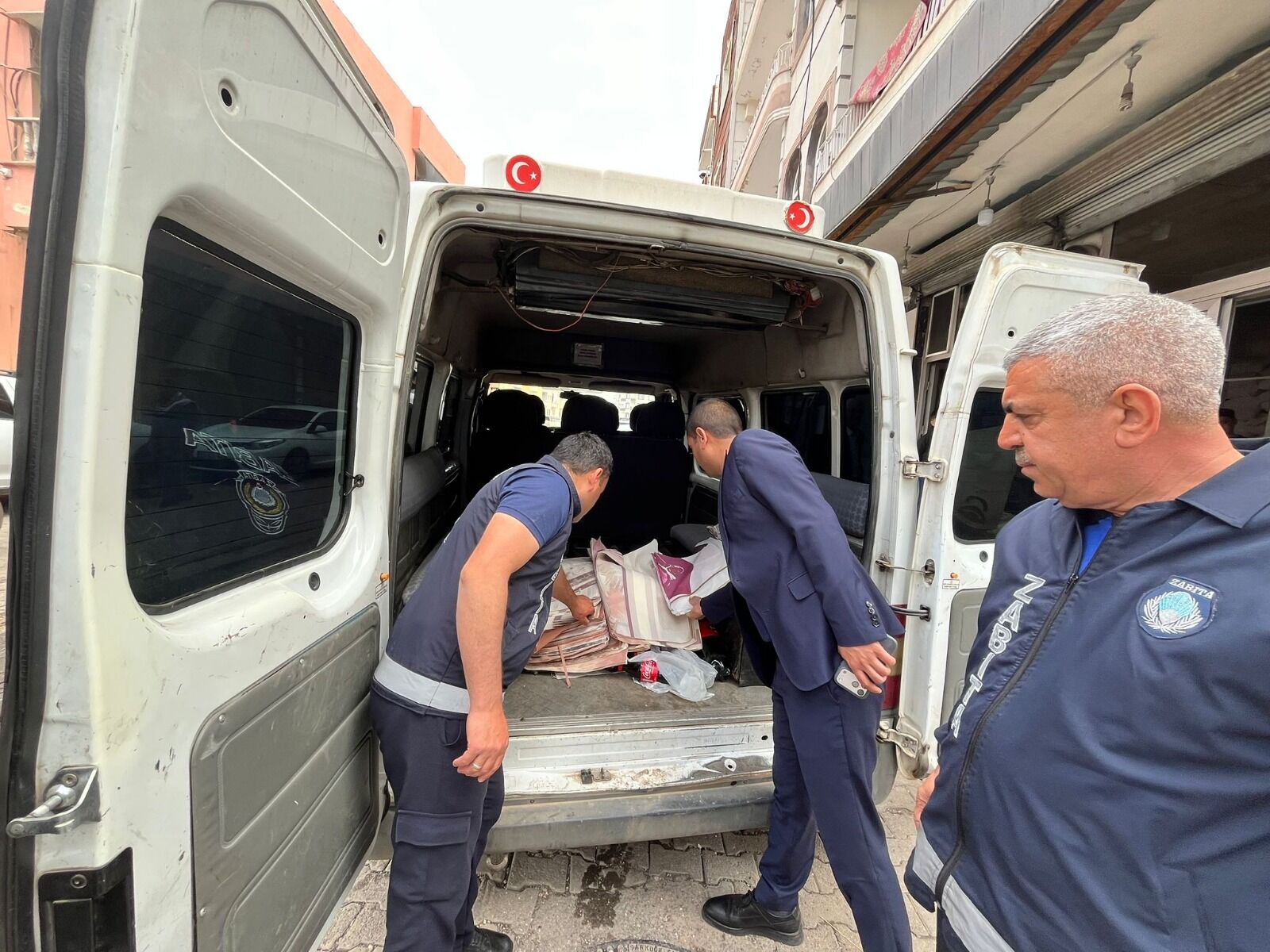 Viranşehir’de fırınlarda renkli kağıt kullanımı yasaklandı-3