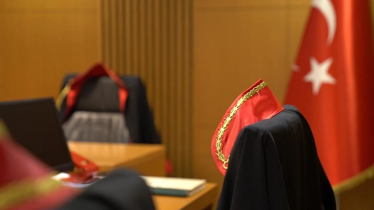 1044 Yeni Hakim Ve Savci Atamasi Gerceklesti Hsk Kararnamesi Resmi Gazetede Yayinlandi