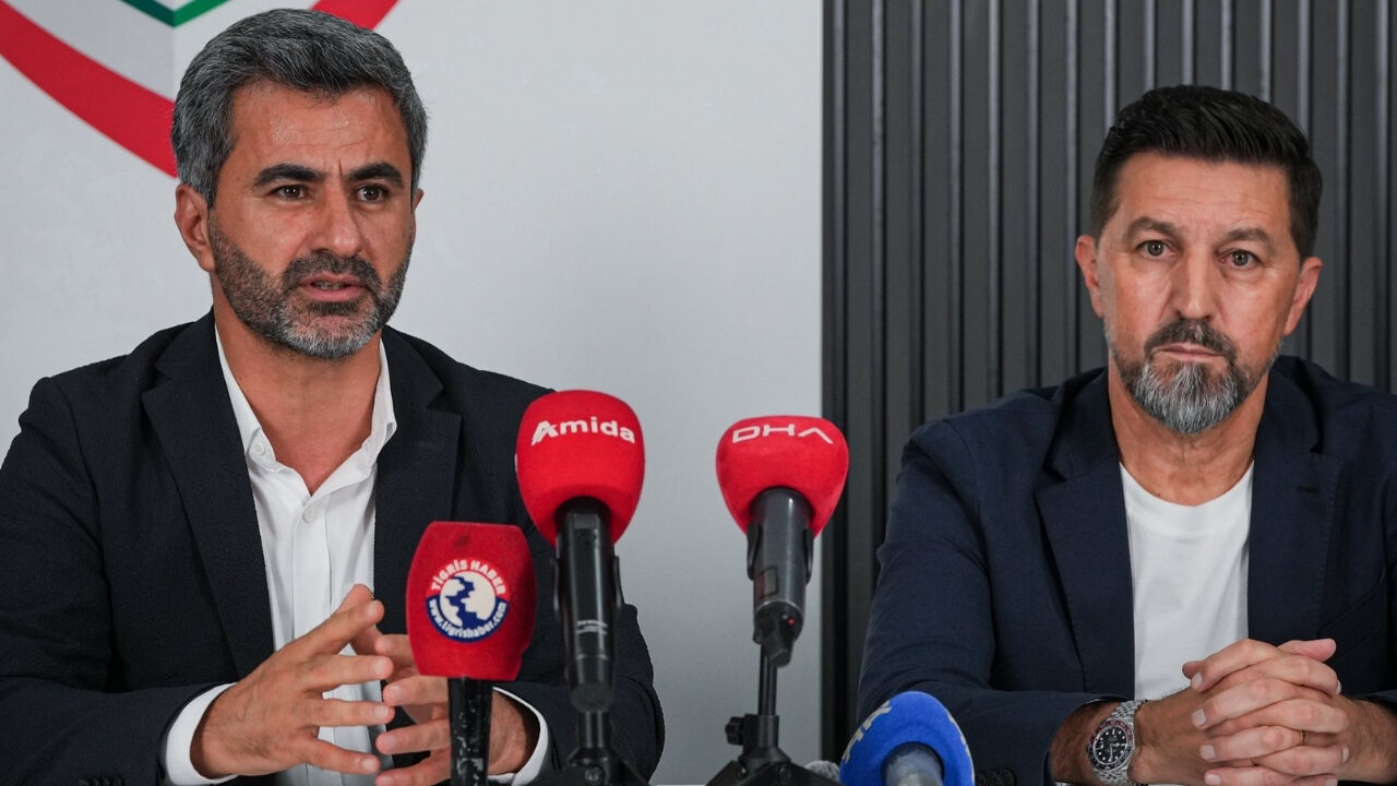 Amedspor Teknik Direktör Besnik Hasi (1)