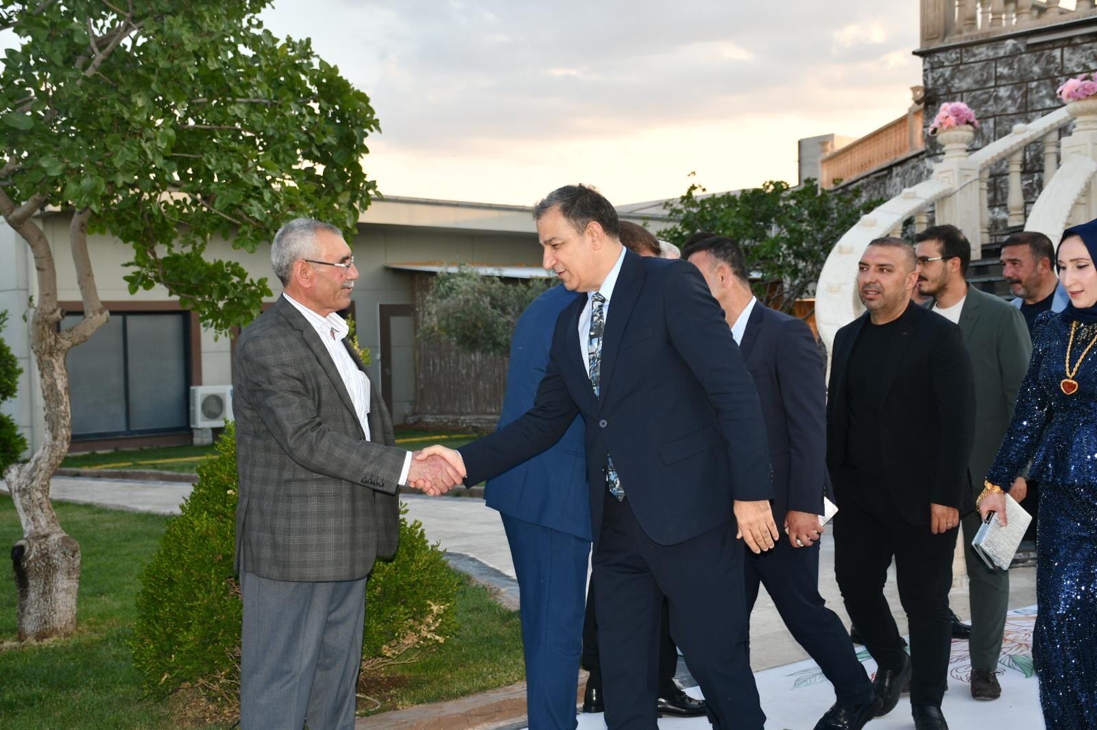Astor Enerji Başkanı Feridun Geçgel’in Yeğeni Metin Geçgel Nişanlandı (4)