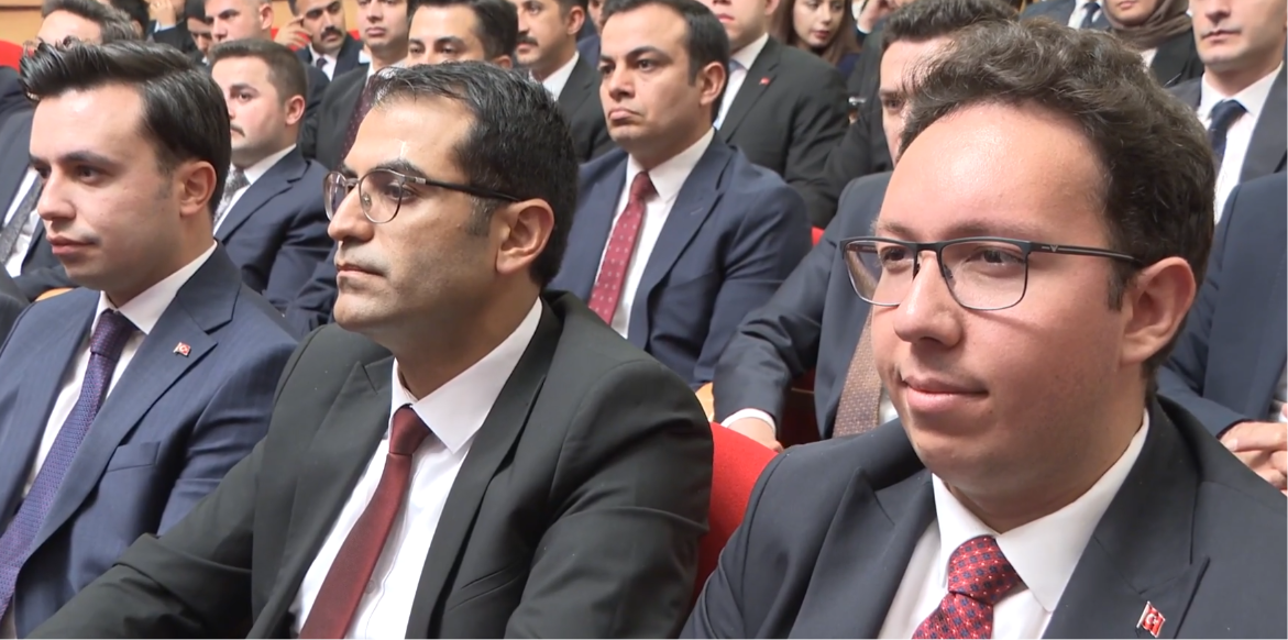 Bakan Çiftçi, Kaymakam Adaylarıyla Bir Araya Geldi “İyi Bir Kaymakam Milletle Kurduğu Gönül Bağıyla İz Bırakır” (4)