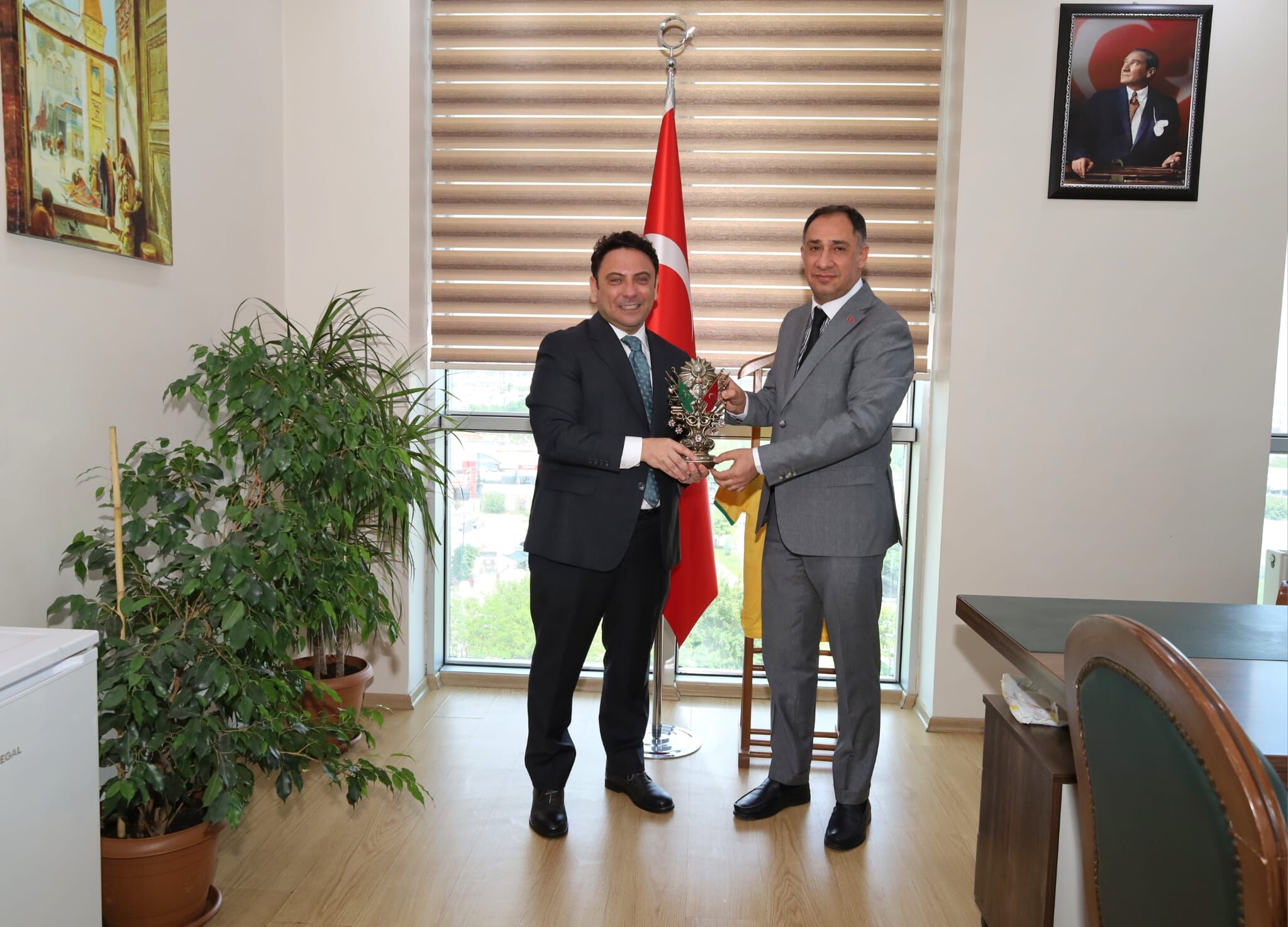 Haliliye Kaymakamı Dr. Muhammed Serkan Şahin’den Ticaret İl Müdürlüğü’ne Ziyaret (3)