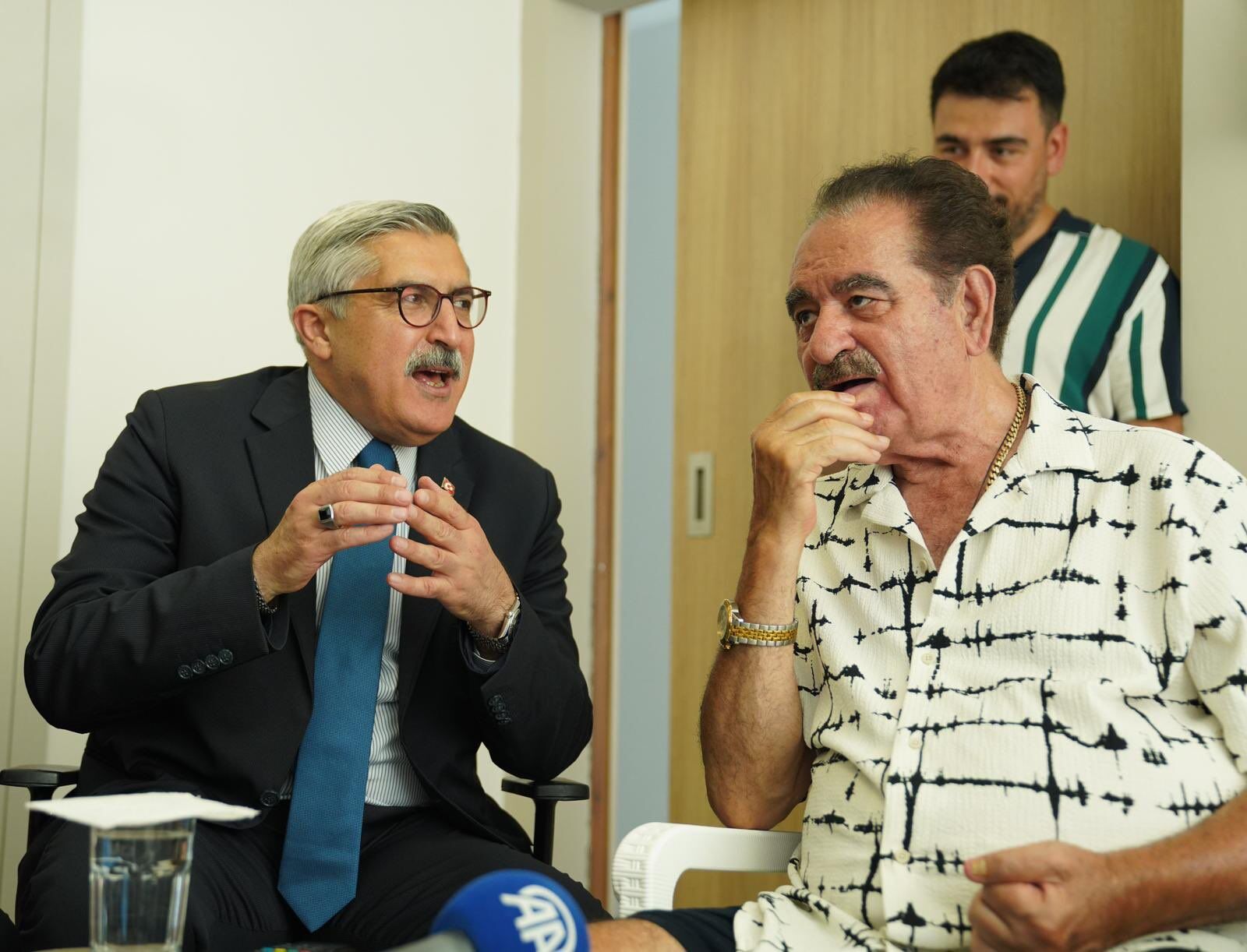 Hüseyin Yayman’dan İbrahim Tatlıses’e Geçmiş Olsun Ziyareti (1)