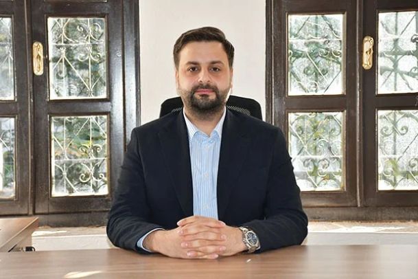 Izzet Özağaçhanlı
