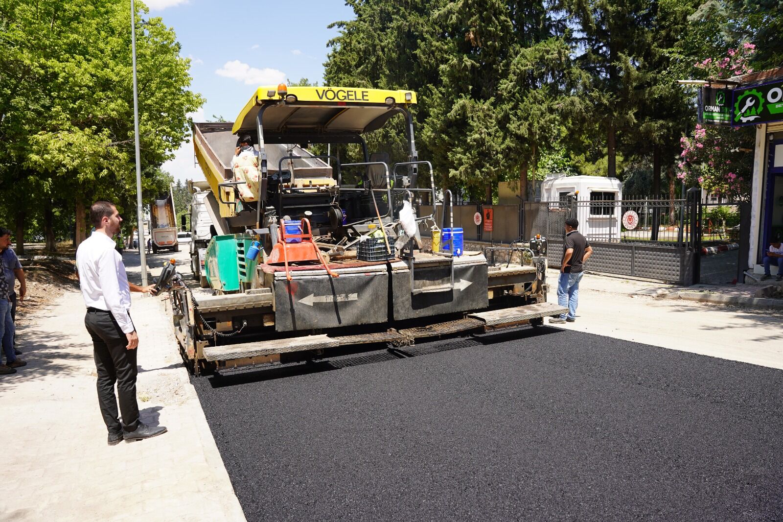 Kahta Belediyesi İlçe Genelinde Asfalt Sezonunu Açtı 2