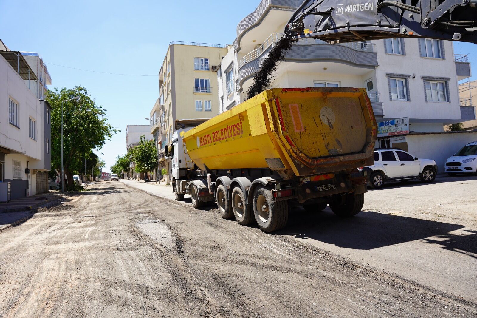 Kahta’nın Ana Arteri Atatürk Caddesi Yenileniyor (2)