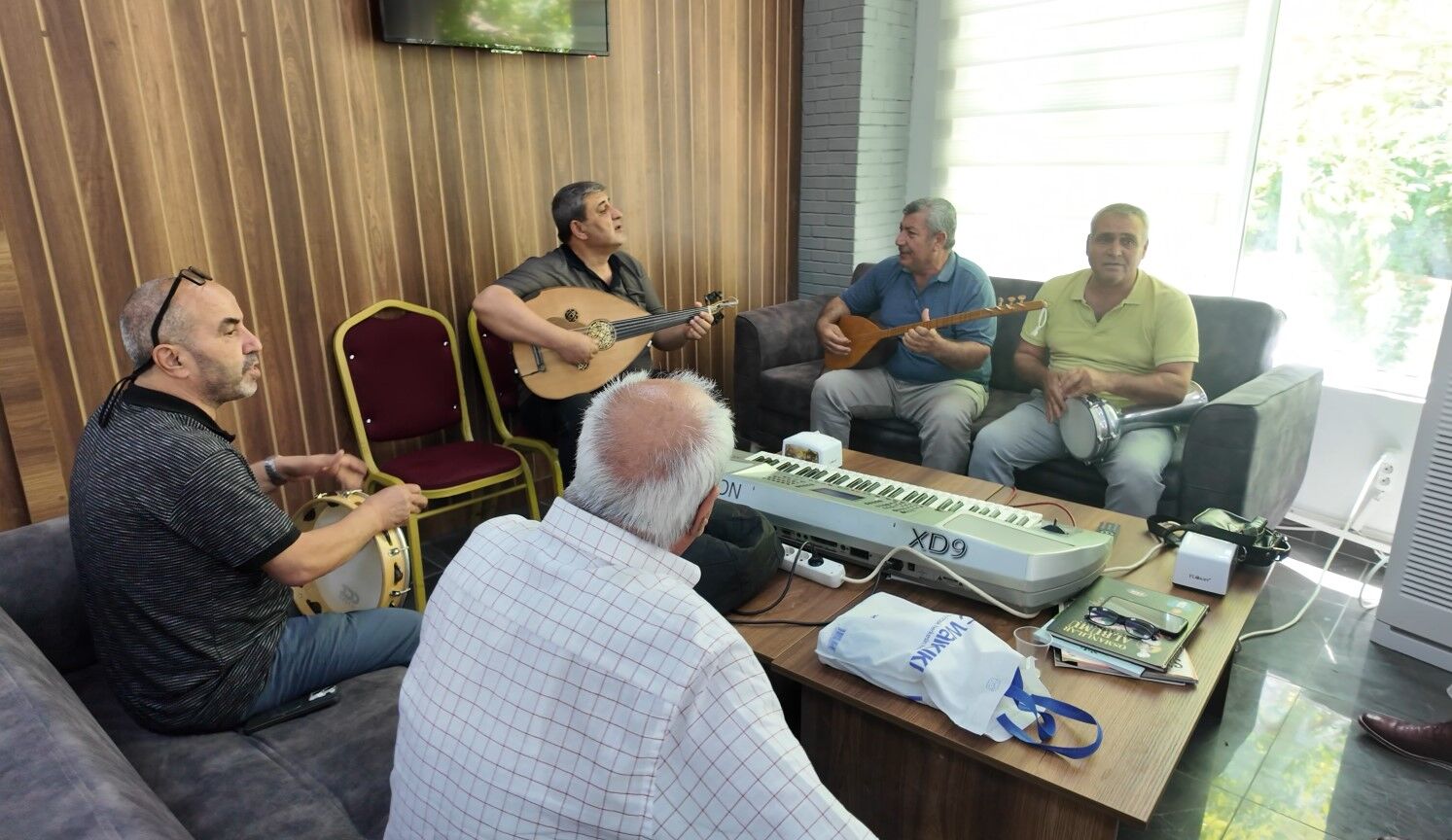 Karaköprü Belediyesi Dünya Emekliler Günü Programı Düzenledi 3